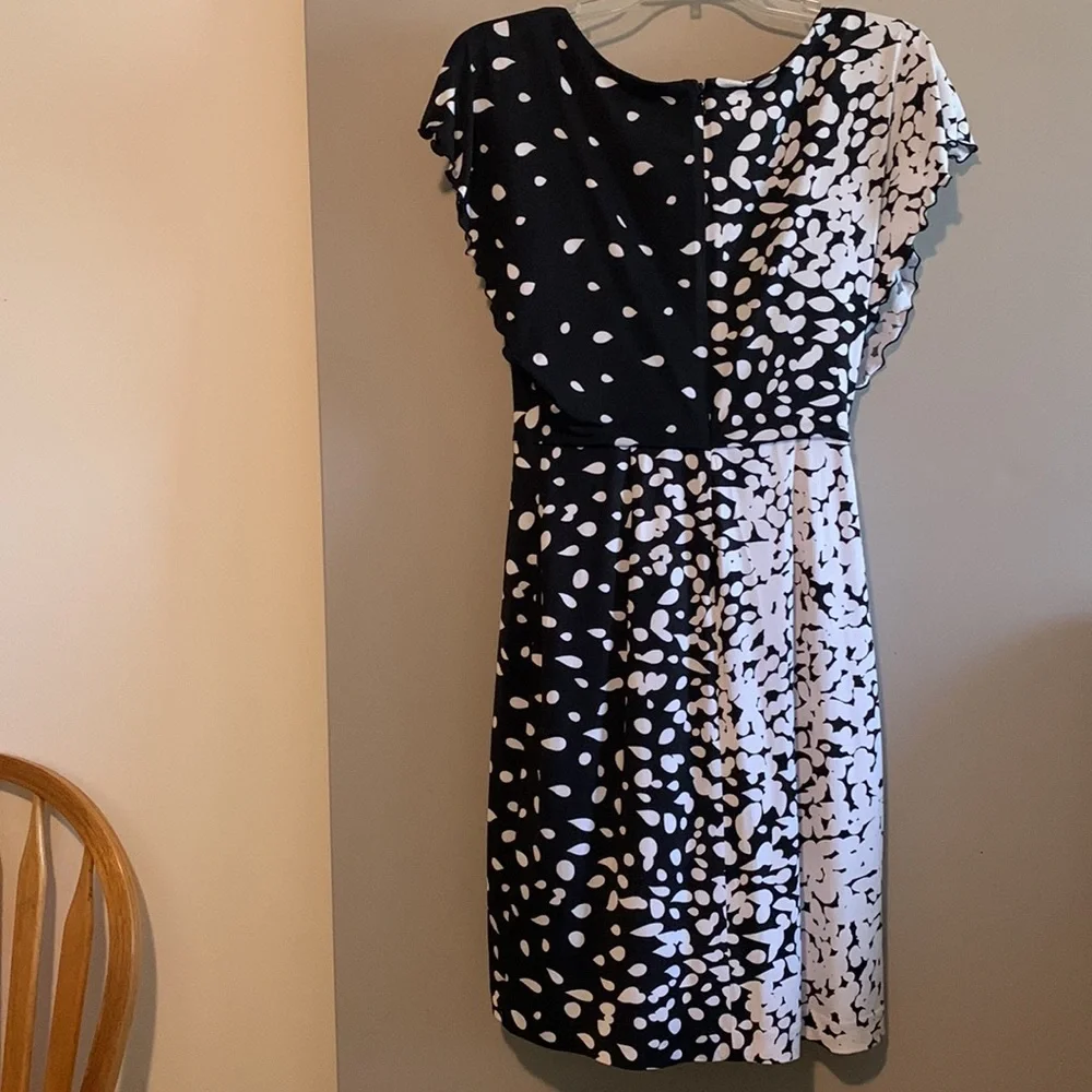Whit House Black Market Flutter Sleeve Dress - Picture 4 of 4